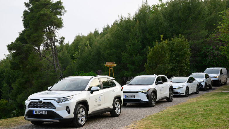 ΤΟΥΟΤΑ: Ποιες είναι οι λύσεις κινητικότητας και ποια η δέσμευσή της για πλήρη ουδετερότητα ως προς τις εκπομπές διοξειδίου του άνθρακα