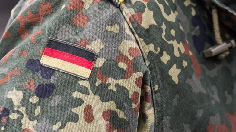 Γερμανία: Κενό ασφαλείας επέτρεψε την πρόσβαση σε πληροφορίες για τη διεξαγωγή τουλάχιστον 6.000 συσκέψεων του γερμανικού στρατού