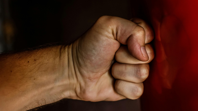 Πέντε συλλήψεις στην Δυτική Ελλάδα για ενδοοικογενειακή βία