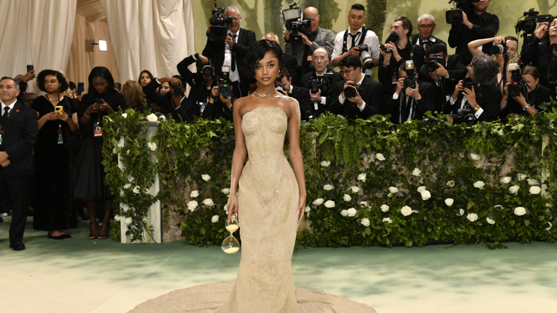 Met Gala 2024: Η Tyla και το φόρεμα από…. άμμο