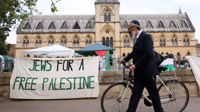 Βρετανία: Απεργία πείνας από δέκα φοιτητές εν μέσω διαμαρτυριών αλληλεγγύης στην Παλαιστίνη