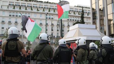 Ένταση και επεισόδια σε διαδήλωση στο Σύνταγμα κατά του πολέμου στη Γάζα