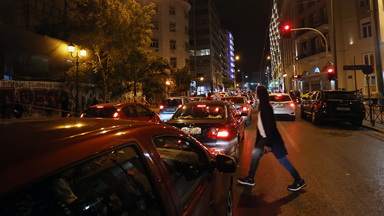 Τροχαία ατυχήματα- δυστυχήματα: Γίναμε απρόσεκτοι η κάποιοι έχασαν τον έλεγχο;