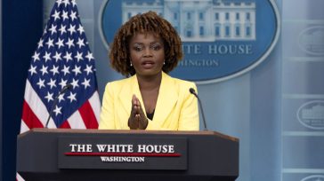 Καρίν Ζαν-Πιερ: «Απαράδεκτο το Ισραήλ να κλείνει σημεία εισόδου της βοήθειας στη Γάζα»