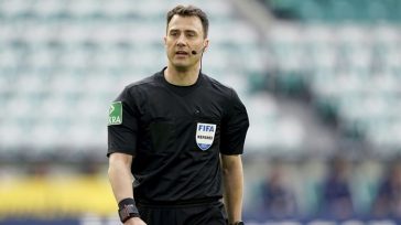 Europa Conference League: Ο Τσβάιερ θα διευθύνει τη ρεβάνς του Ολυμπιακού με την Άστον Βίλα