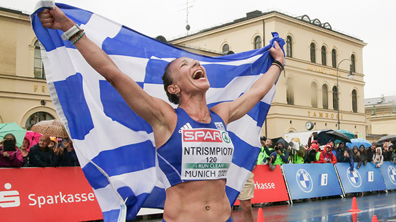 Η «οδύσσεια» της Αντιγόνης με το βλέμμα στο Παρίσι