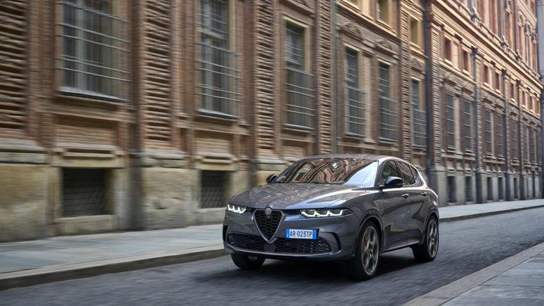 Alfa Romeo Tonale: Με πλούσιο επίπεδο εξοπλισμού και τέσσερα χρόνια εγγύηση-Ποιες είναι οι νέες τιμές