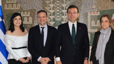 Συνάντηση του δημάρχου Αθηναίων Χάρη Δούκα με τον δήμαρχο Κωνσταντινούπολης Εκρέμ Ιμάμογλου