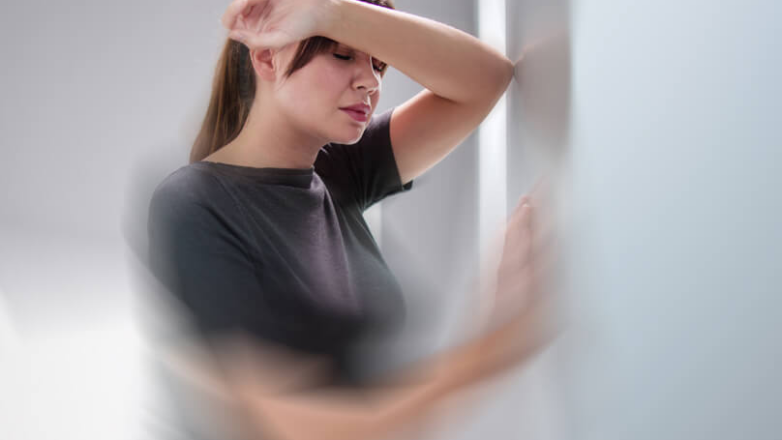 Επίμονη ζάλη: Όταν νιώθετε πως χάνετε την ισορροπία σας