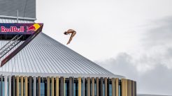 Red Bull Cliff Diving: Ελεύθερες καταδύσεις που δεν μοιάζουν με άλλες