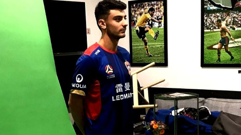 Στη Μάδεργουελ ο Τζον Κουτρουμπής