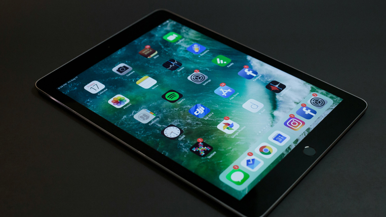 Αντιδράσεις για τη νέα διαφήμιση του iPad Pro