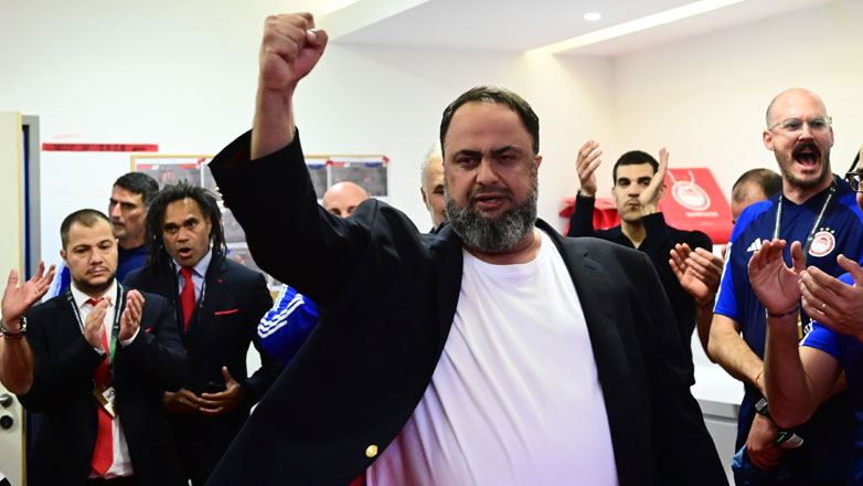 Μαρινάκης vs Μητσοτάκης: Αντιφατικές δηλώσεις μετά τον θρίαμβο του Ολυμπιακού