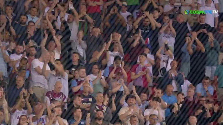 Οι φίλοι της Άστον Βίλα χειροκρότησαν τον Ολυμπιακό