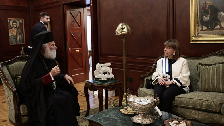 Συνάντηση Σακελλαροπούλου με τον Πατριάρχη Αλεξανδρείας Συνάντηση Σακελλαροπούλου με τον Πατριάρχη Αλεξανδρείας