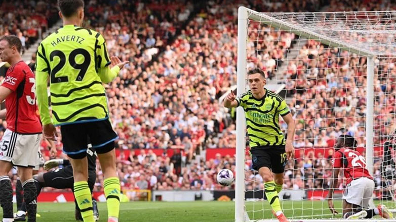 Αγγλία: Στην κορυφή η Άρσεναλ με τεράστιο «διπλό» στο «Ολντ Τράφορντ»