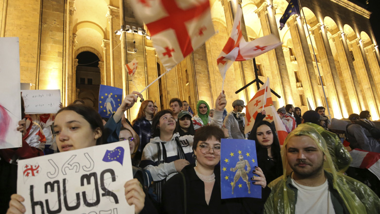 Γεωργία: Ανυποχώρητος ο πρωθυπουργός Κομπαχίτζε προωθεί προς ψήφιση το αμφιλεγόμενο νομοσχέδιο «περί ξένων πρακτόρων»