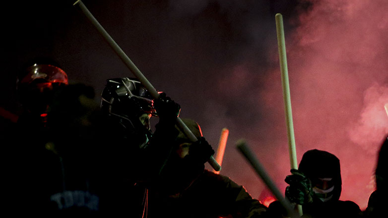 Άγριο οπαδικό επεισόδιο στη Θεσσαλονίκη: Έκαναν τζόκινγκ, τους χτύπησαν και τους άφησαν αιμόφυρτους Άγριο οπαδικό επεισόδιο στη Θεσσαλονίκη: Έκαναν τζόκινγκ, τους χτύπησαν και τους άφησαν αιμόφυρτους