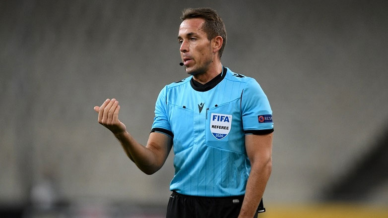 Super League: Ο Στίλερ στο Φάληρο, Λιντχάουτ στην Τούμπα