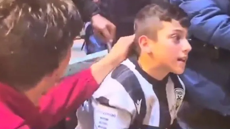 Το συγκινητικό μήνυμα του μικρού Γιάννη στον Τζολάκη: «Μακάρι να πάρετε το Conference League»
