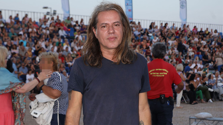 Δημήτρης Κοργιαλάς για Μαρίνα Σάττι & Eurovision: «Δεν πας να το παίξεις πανκιό από τα Εξάρχεια με ροζ βρακάκι»