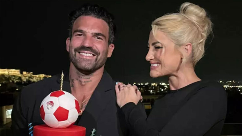 Δημήτρης Αλεξάνδρου: Πάρτι γενεθλίων με θέα την Ακρόπολη – Η μεγάλη έκπληξη από την Ιωάννα Τούνη