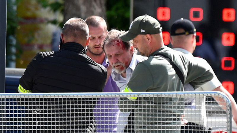 Σλοβακία: Ένας «οργισμένος ποιητής», ο φερόμενος ως δράστης της επίθεσης εναντίον του πρωθυπουργού Φίτσο Σλοβακία: Ένας «οργισμένος ποιητής», ο φερόμενος ως δράστης της επίθεσης εναντίον του πρωθυπουργού Φίτσο