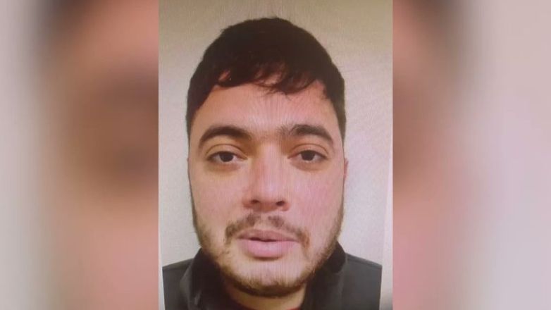 Ποιος είναι ο Μοχάμεντ Αμρά που απέδρασε στη φονική ενέδρα στη Νορμανδία Ποιος είναι ο Μοχάμεντ Αμρά που απέδρασε στη φονική ενέδρα στη Νορμανδία