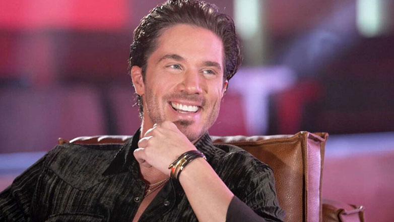 Νίκος Οικονομόπουλος: Θύμα διαδικτυακής απάτης ο γνωστός τραγουδιστής – Τι συνέβη