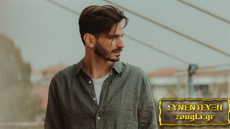 Μίμης Νικολόπουλος: Ο ταλαντούχος μουσικός από τη Βέροια στον Σταυρό του Νότου