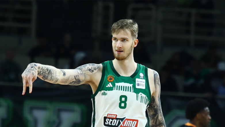 Παναθηναϊκός: Αισθάνθηκε αδιαθεσία ο Μπαλτσερόφσκι, πήγε στο νοσοκομείο για εξετάσεις