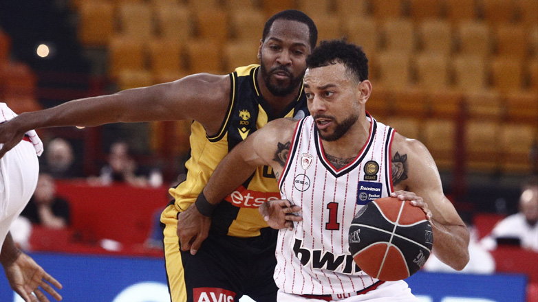 Ολυμπιακός: Εκτός προπόνησης με στομαχικές διαταραχές ο Νάιτζελ Ουίλιαμς-Γκος