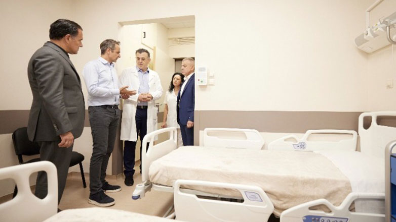 Επίσκεψη Μητσοτάκη στο ΚΑΤ: «Βήμα-βήμα οι υποδομές του ΕΣΥ βελτιώνονται»