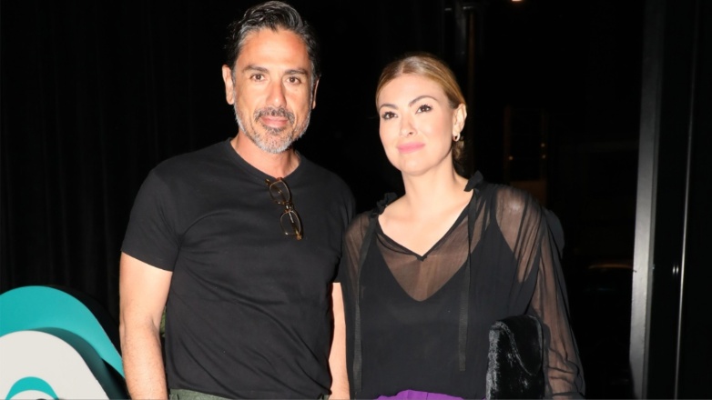 Δέσποινα Καμπούρη: Σπάνια δημόσια εμφάνιση μαζί με τον σύζυγό της Βαγγέλη Ταρασιάδη