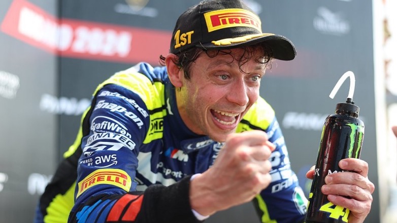 Ο Valentino Rossi κερδίζει στο Misano στο GT World Challenge Europe