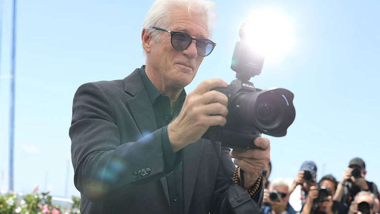 Ρίτσαρντ Γκιρ στο 77ο Φεστιβάλ των Καννών: «Είναι περίεργο να μεγαλώνεις μπροστά στο φακό»