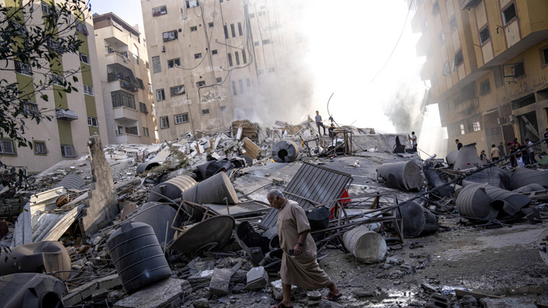 Γάζα: Είκοσι νεκροί σε αεροπορικό πλήγμα του ισραηλινού στρατού στον καταυλισμό προσφύγων της Νουσεϊράτ