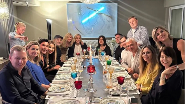 Μαύρο χαβιάρι και μπλε καβούρι στο menu για τον σύμβουλο του Στέφανου Κασσελάκη