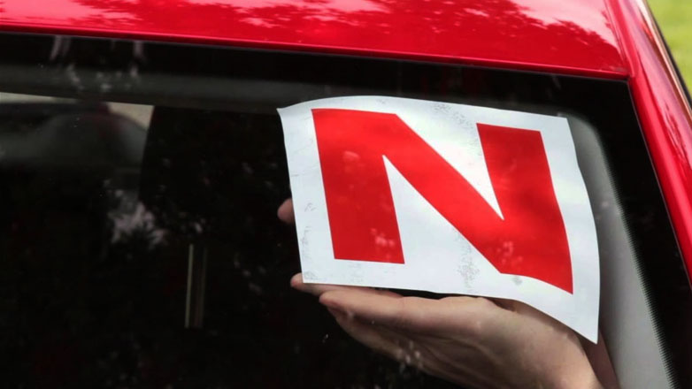 Επειδή κανείς μας δεν γεννήθηκε Schumacher, 5 συμβουλές επιβίωσης για όλους τους νέους οδηγούς