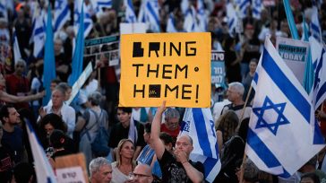 Υπό πίεση ο Νετανιάχου προκειμένου να καταλήξει σε συμφωνία για την απελευθέρωση των ομήρων