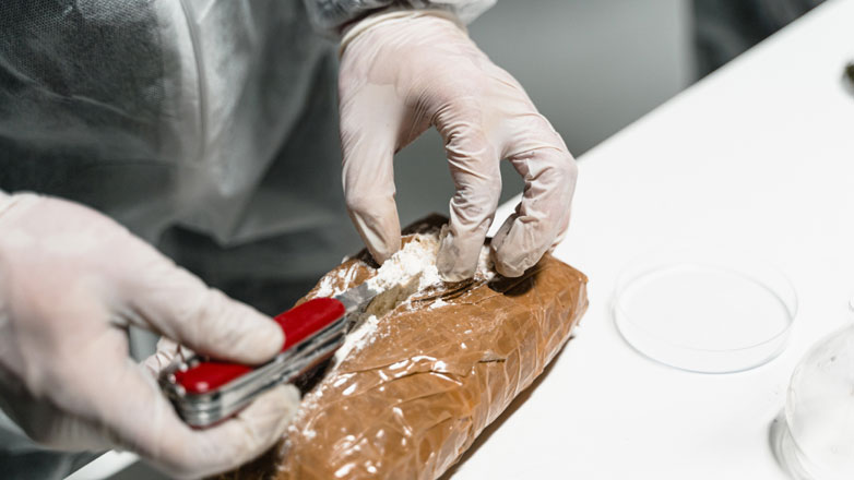 Νέα υπόθεση κοκαΐνης στον Πειραιά – Εντοπίστηκε κοντέινερ με δεκάδες κιλά