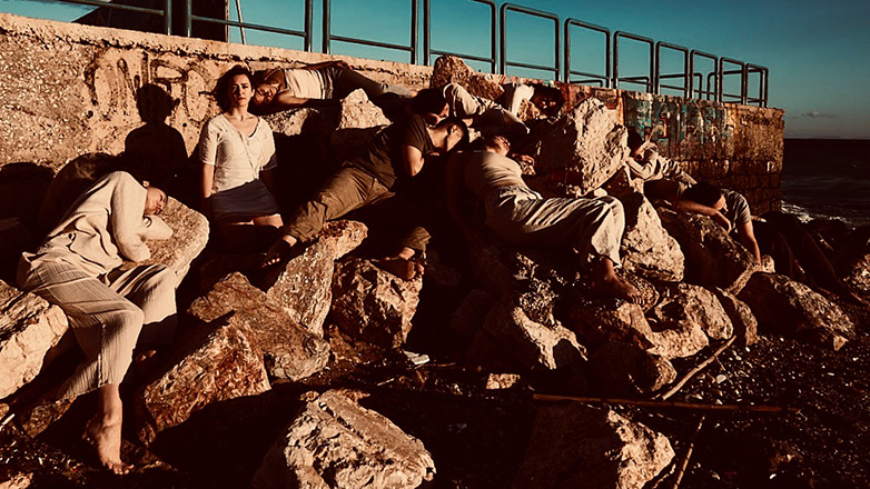 «Για το τρεμάμενο σώμα» βασισμένο στο βιβλίο του Θανάση Τριαρίδη στον χώρο Πλύφα