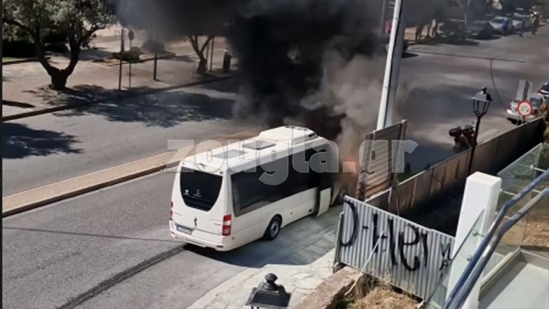 Τρόμος για επιβάτες σε πούλμαν στο Χαϊδάρι