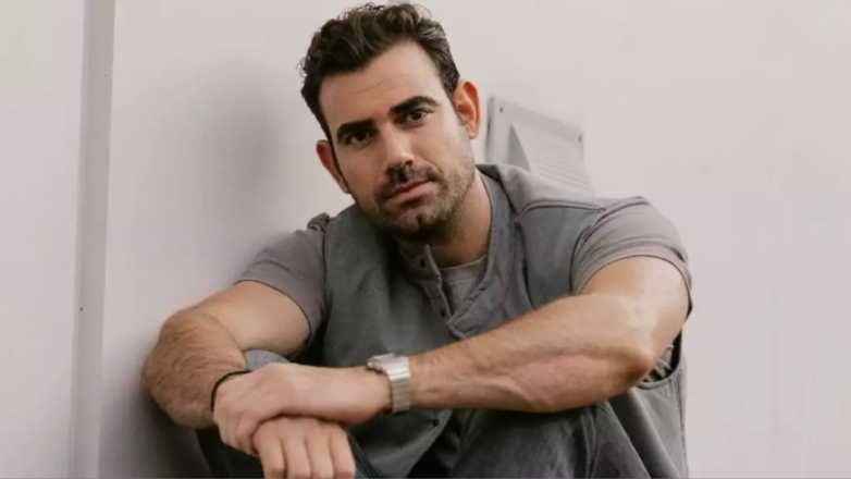 Νίκος Πολυδερόπουλος: Η αντίδραση του ηθοποιού όταν του έδειξαν φωτογραφία του Θανάση Κουρλαμπά