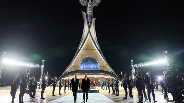 Επίσκεψη Πούτιν στο Ουζμπεκιστάν