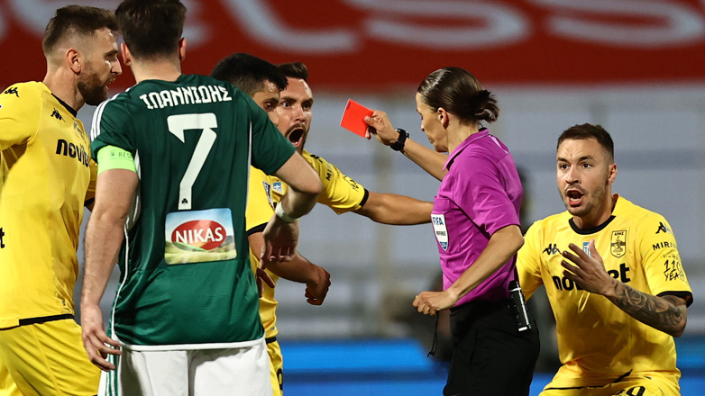 Γαλλία: Η ένωση διαιτητών στηρίζει τη Στεφανί Φραπάρ για τον τελικό του Κυπέλλου Ελλάδας