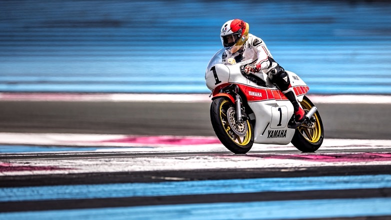 Giacomo Agostini και Christian Sarron οδήγησαν στο Le Castellet