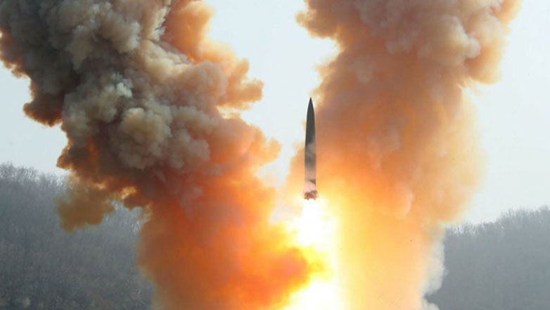 Βόρεια Κορέα: Ο πύραυλος που εκτόξευσε η Πιονγκγιάνγκ φαίνεται ότι εξερράγη εν πτήσει