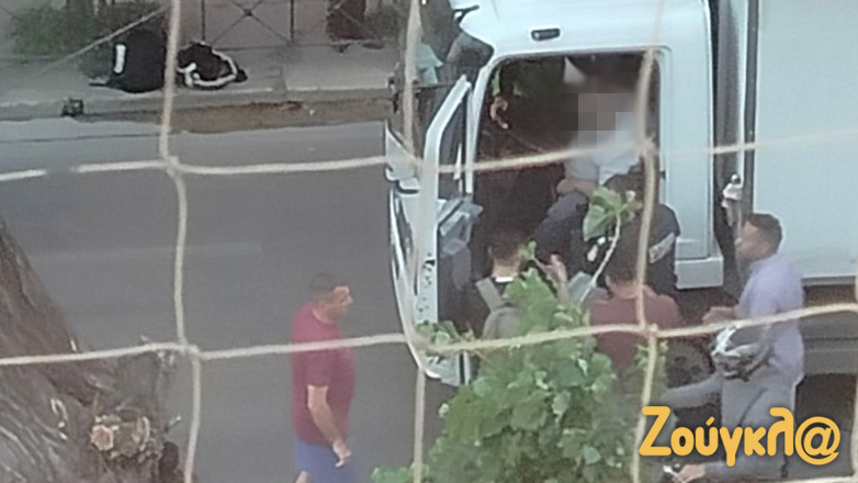 Περιστατικό με σοβαρό πρόβλημα υγείας για οδηγό φορτηγού στη Βασιλέως Κωνσταντίνου