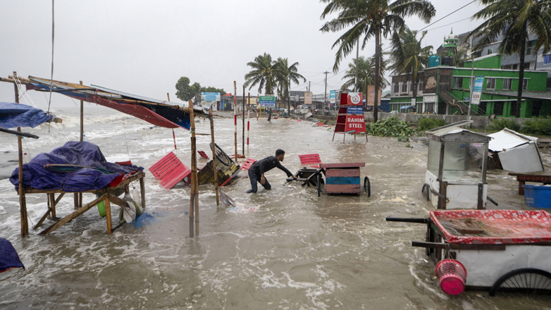 Πάνω από 100 νεκροί ύστερα από ισχυρές βροχές στην Ινδία